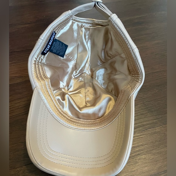 Steve Madden Soft Faux‎ Leather Bb Cap - Picture 5 of 5